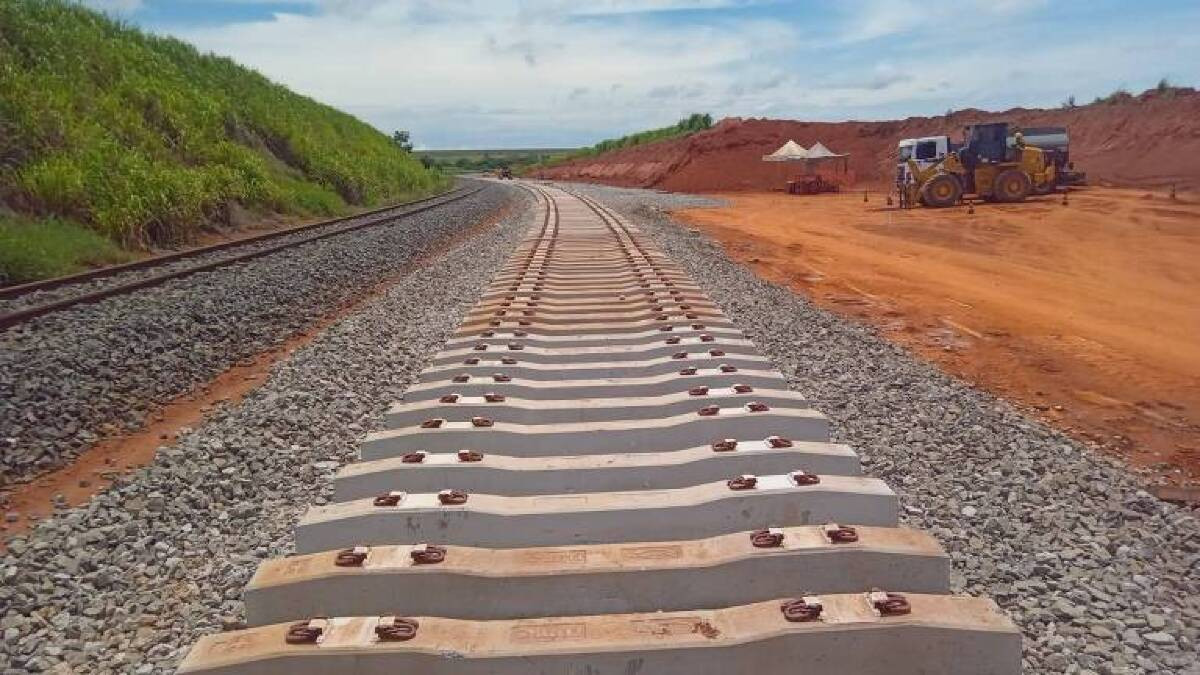 Logística e Infraestrutura no Agronegócio do Centro-Oeste: O Futuro da Ferrovia