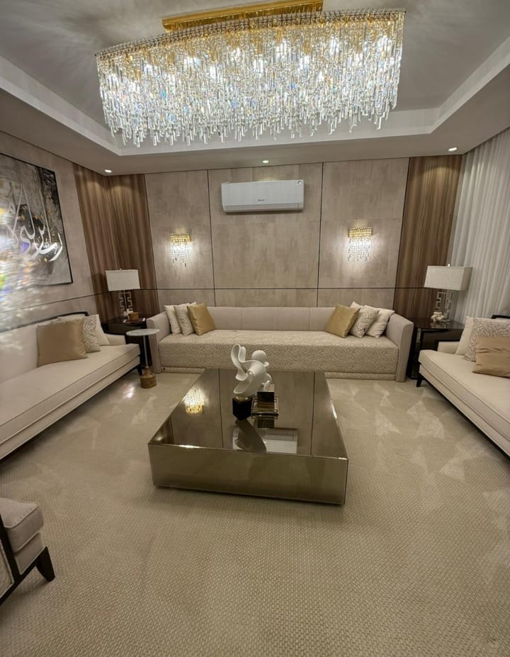 جدار ديكور بإضاءة LED